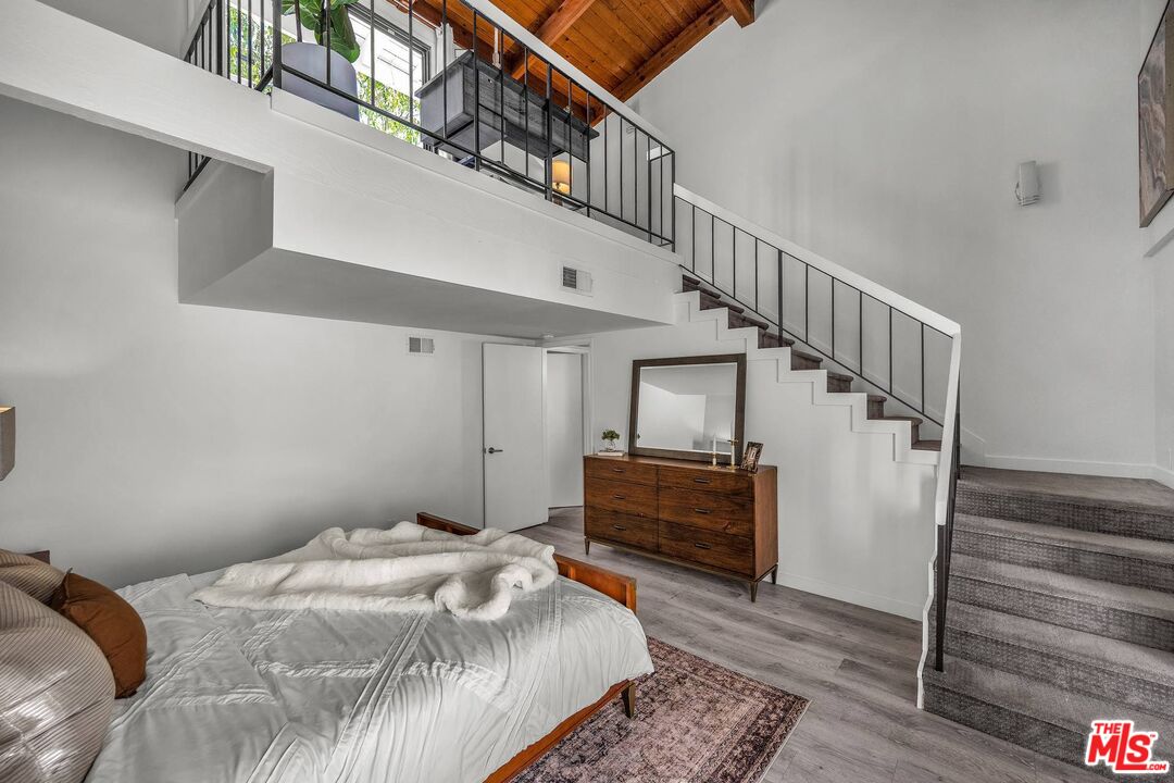1220 Manning Ave Unit: 3