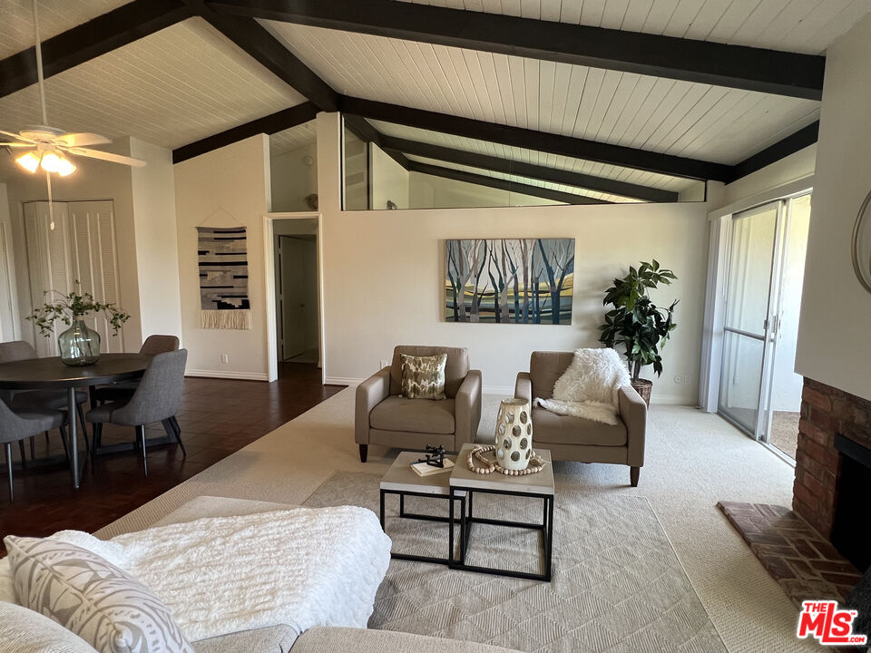 6425 Green Valley Cir Unit: 300