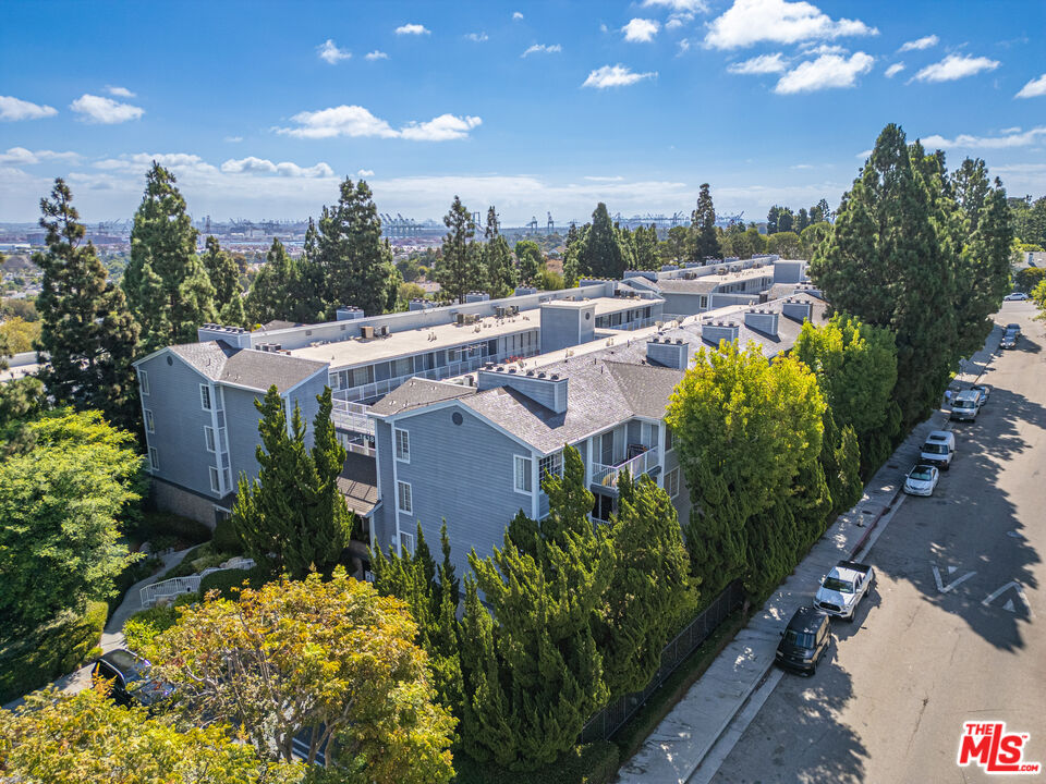1418 Brett Pl Unit: 205