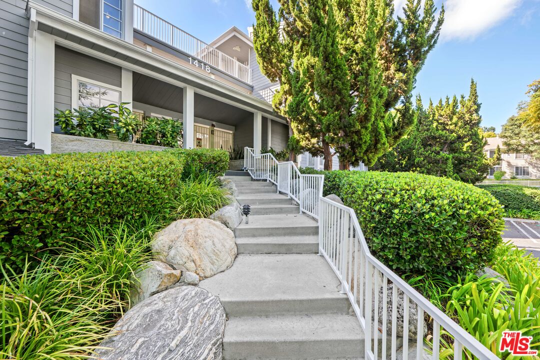 1418 Brett Pl Unit: 205