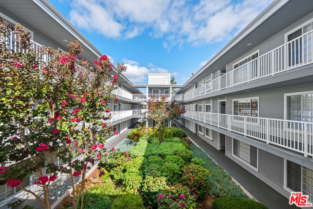 1418 Brett Pl Unit: 205