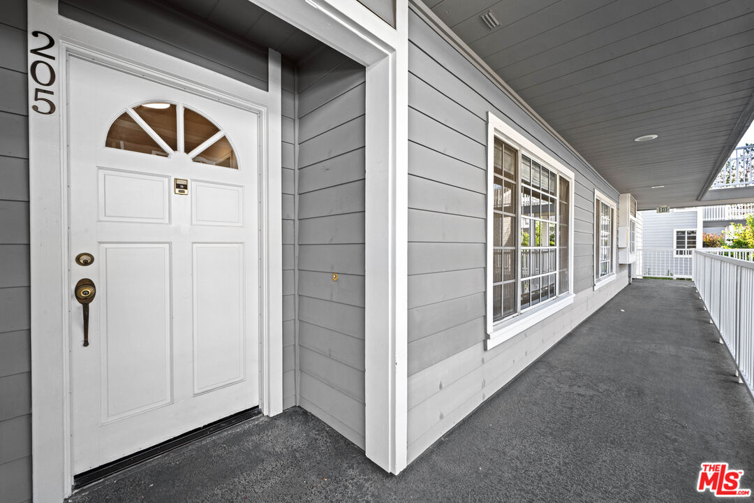 1418 Brett Pl Unit: 205
