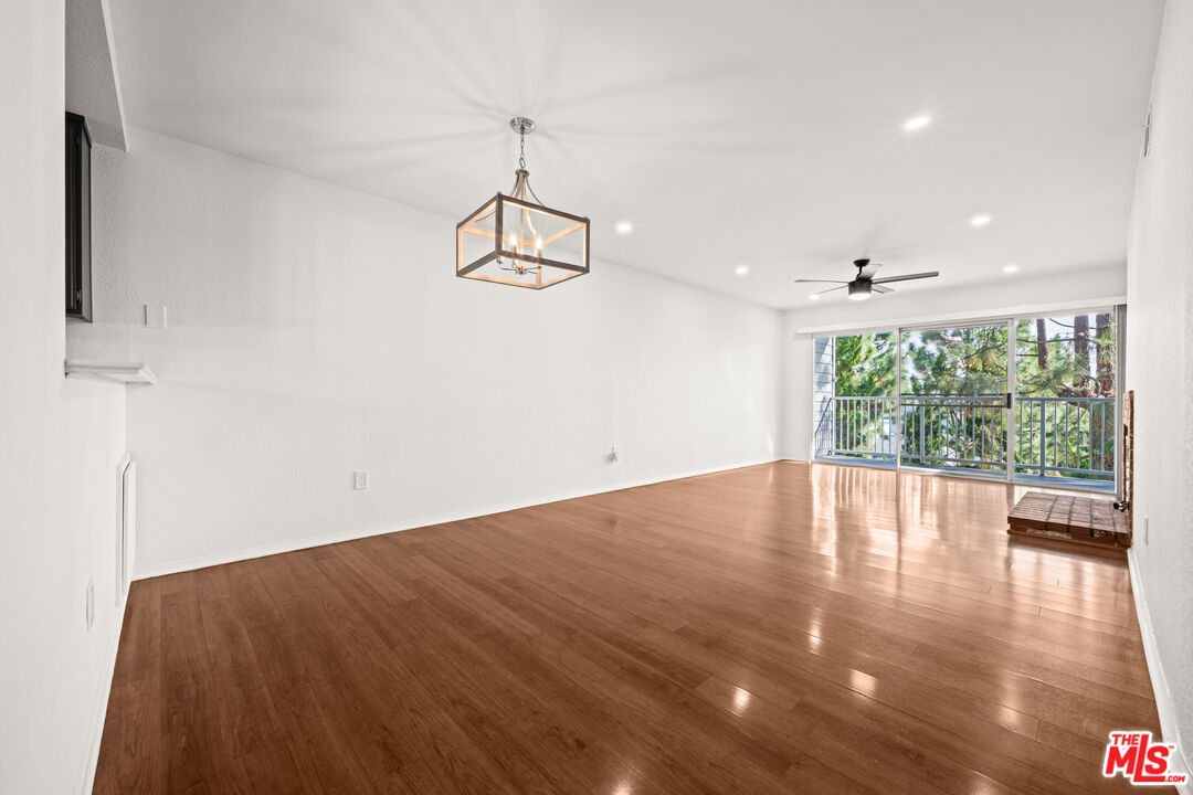 1418 Brett Pl Unit: 205