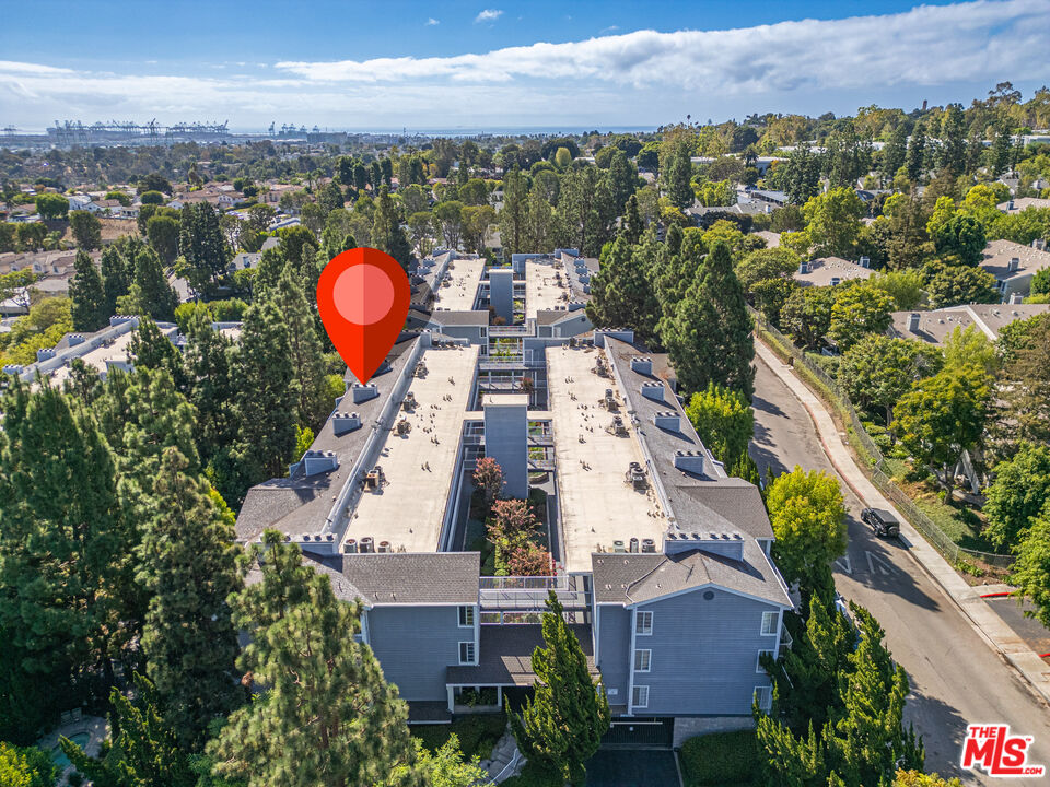 1418 Brett Pl Unit: 205