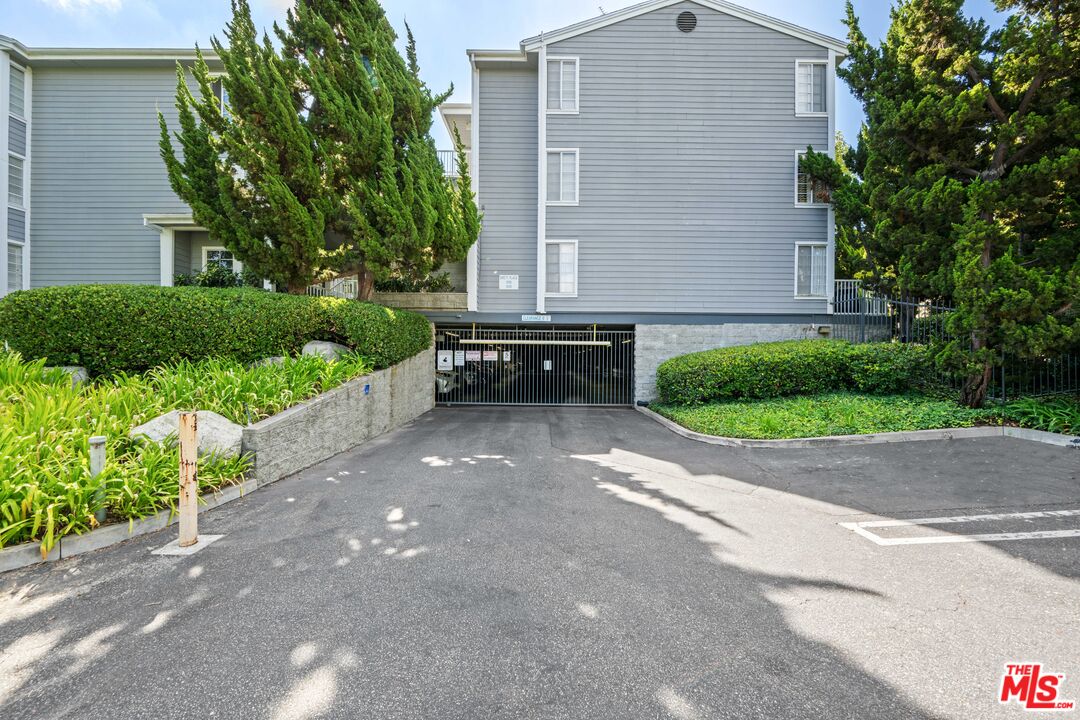 1418 Brett Pl Unit: 205
