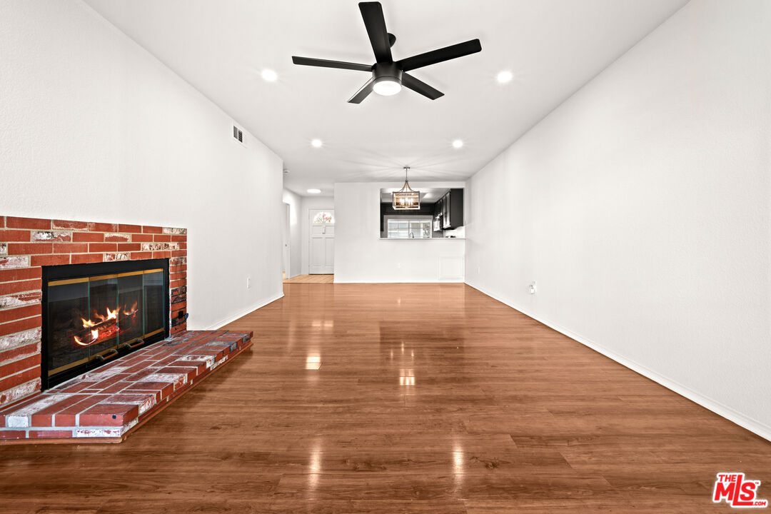 1418 Brett Pl Unit: 205