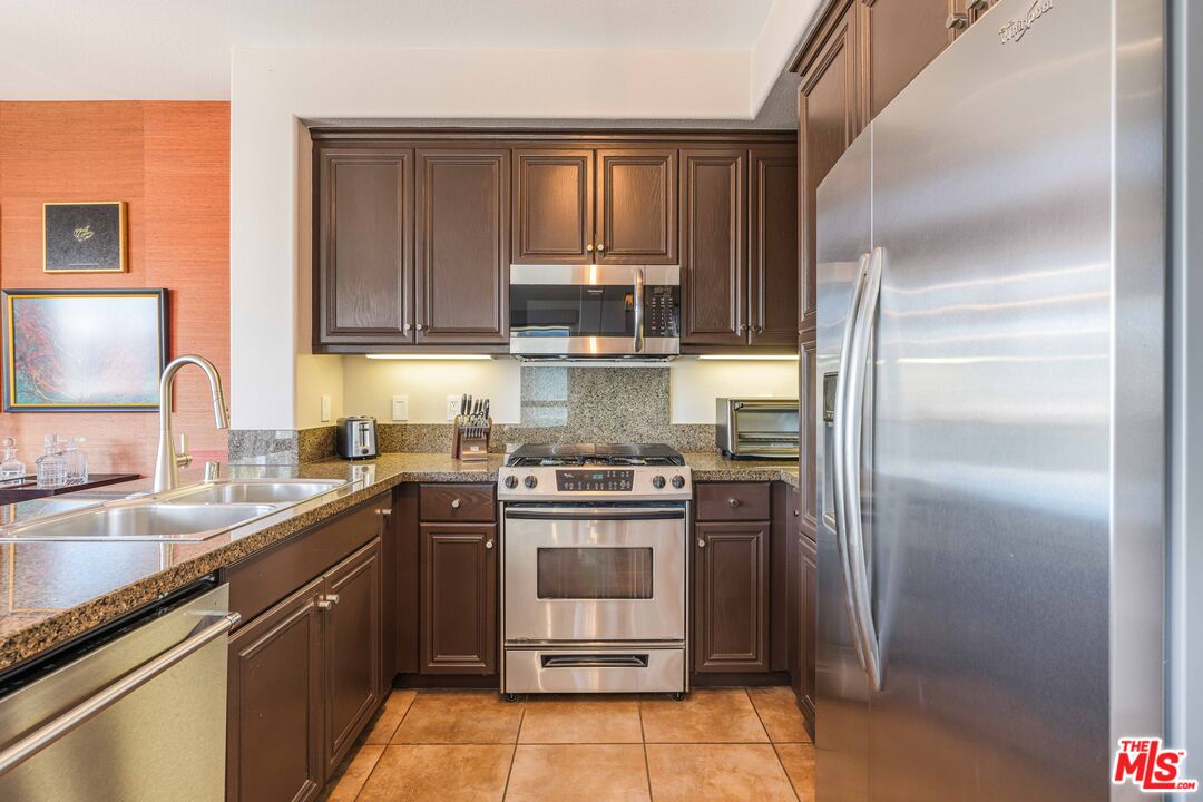 13044 Pacific Promenade Unit: 414