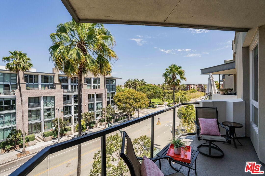 13044 Pacific Promenade Unit: 414