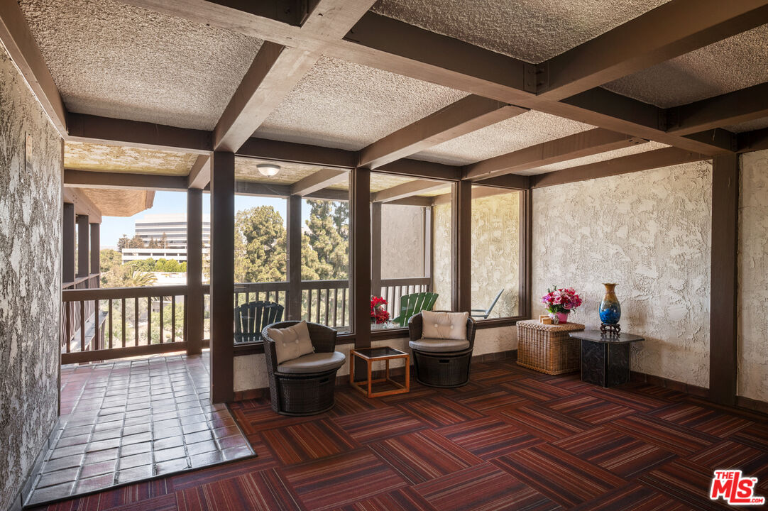 5950 Buckingham Pkwy Unit: 610
