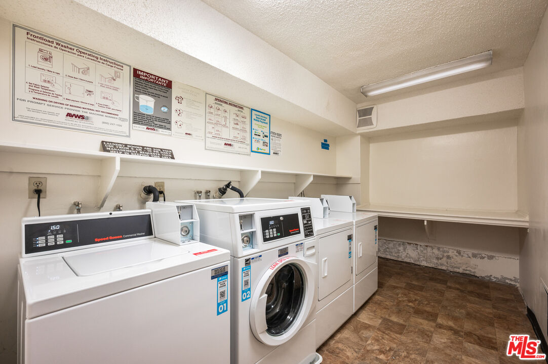 5950 Buckingham Pkwy Unit: 610
