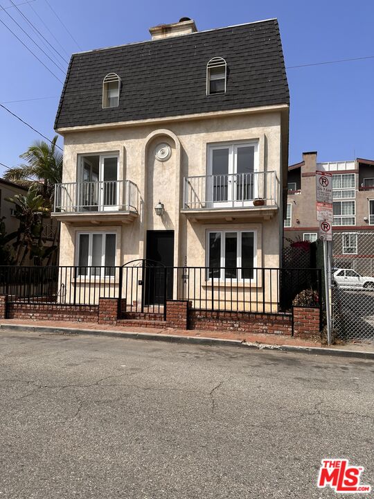 3309 Grand Canal Unit: #A