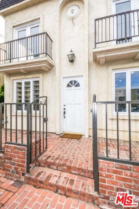 3309 Grand Canal Unit: #A