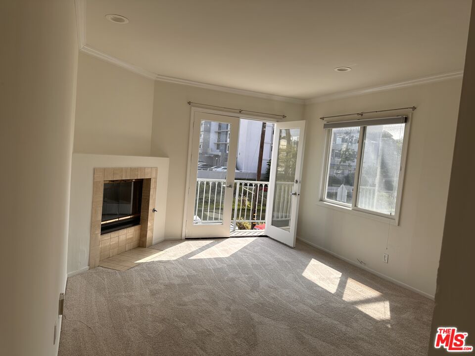 3309 Grand Canal Unit: #A