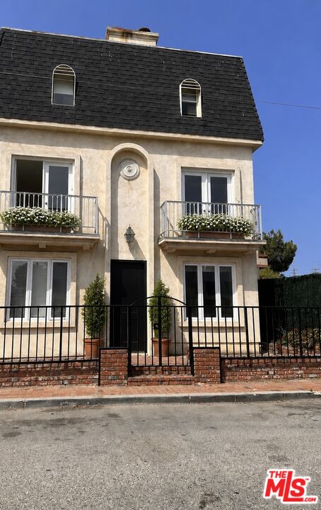 3309 Grand Canal Unit: #A