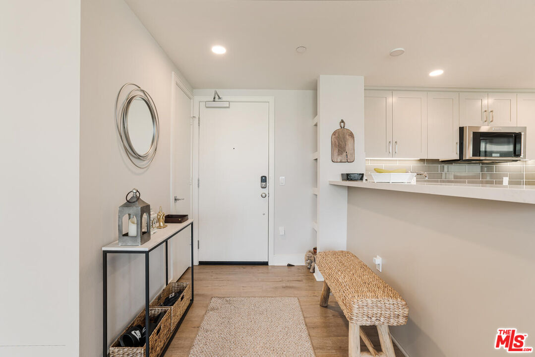 6030 Seabluff Dr Unit: 423