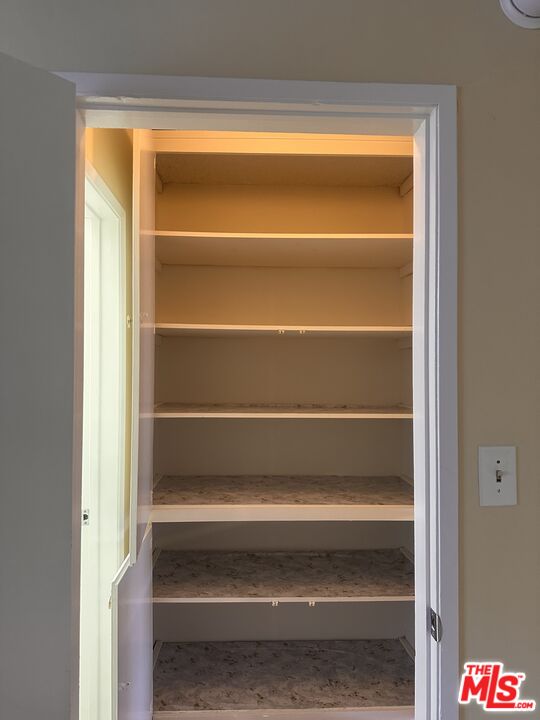 12300 Pacific Ave Unit: 7