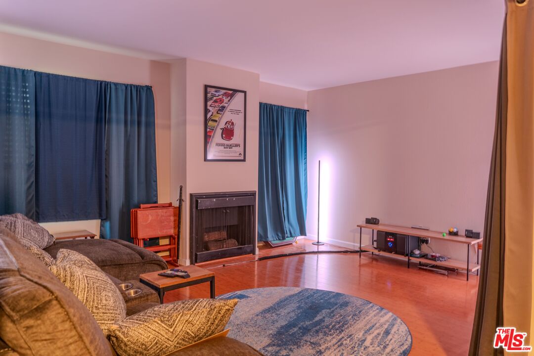 9025 Willis Ave Unit: 158