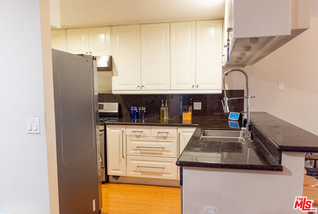 9025 Willis Ave Unit: 158