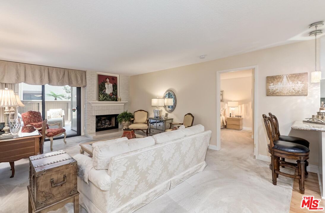 8515 Falmouth Ave Unit: 209