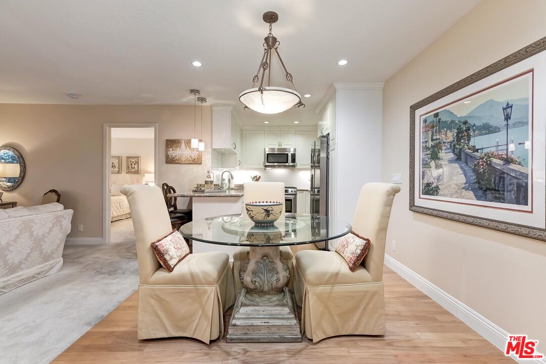 8515 Falmouth Ave Unit: 209