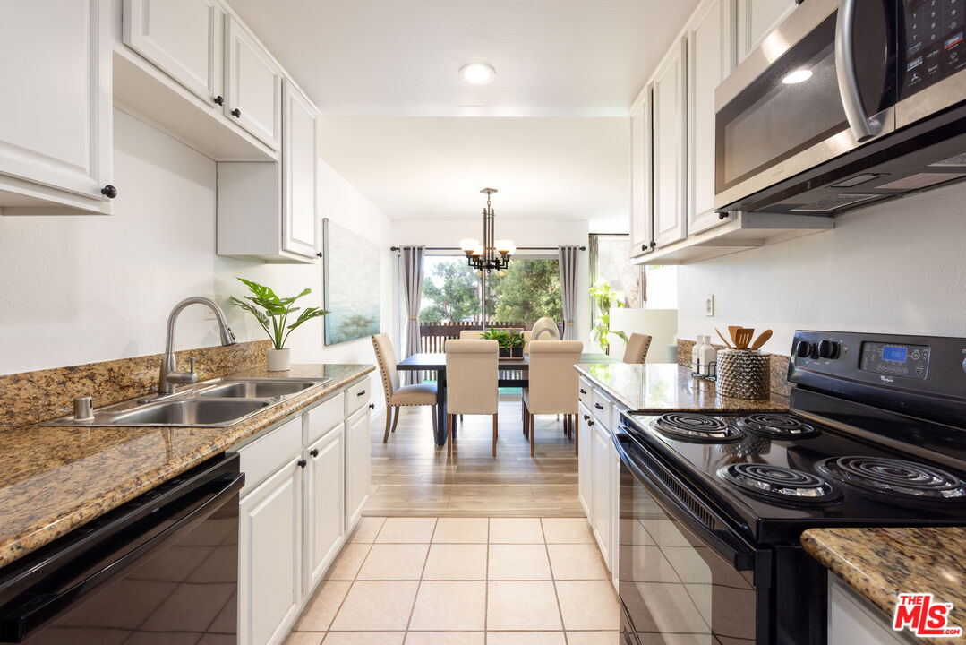 6050 Canterbury Dr Unit: F108