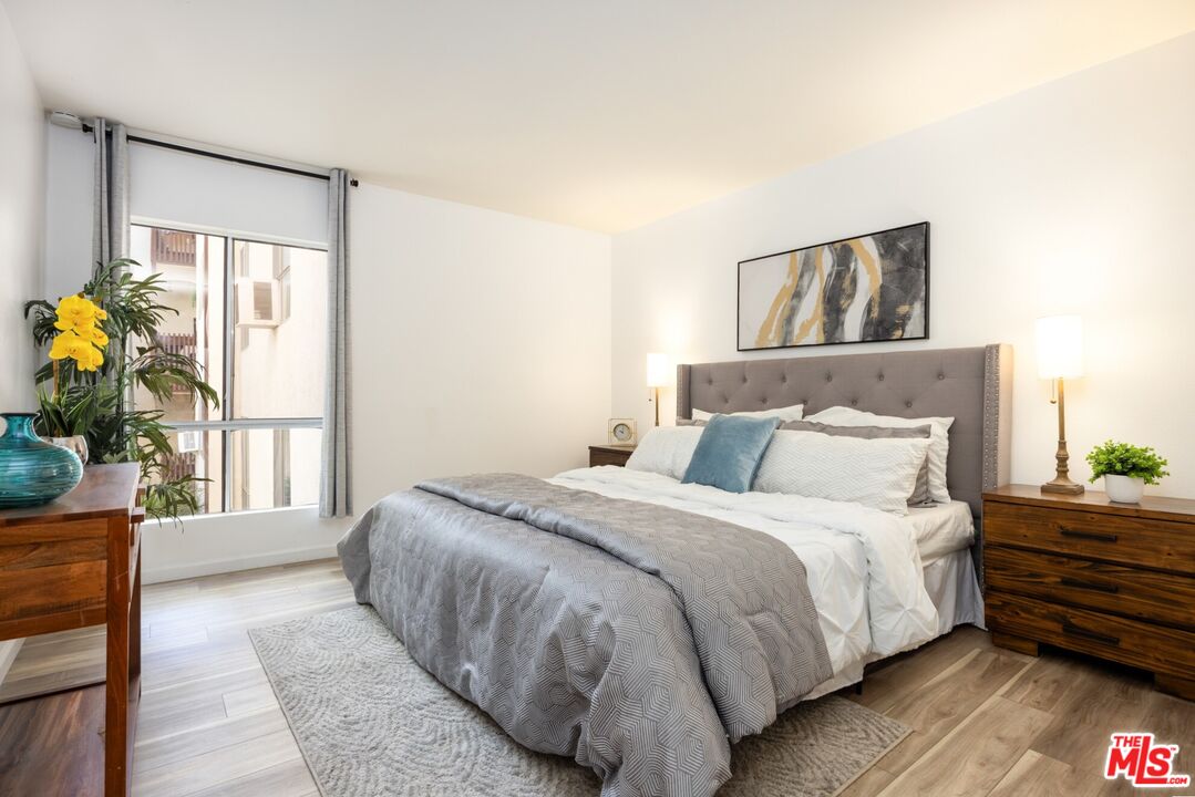 6050 Canterbury Dr Unit: F108