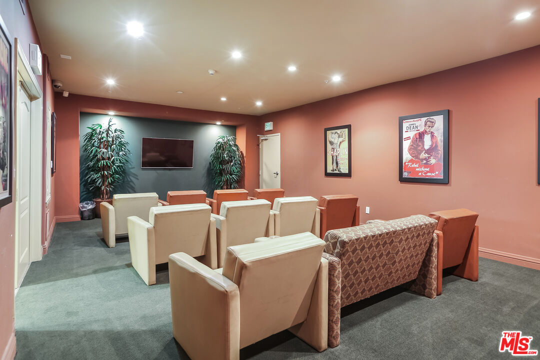 4060 Glencoe Ave Unit: 312