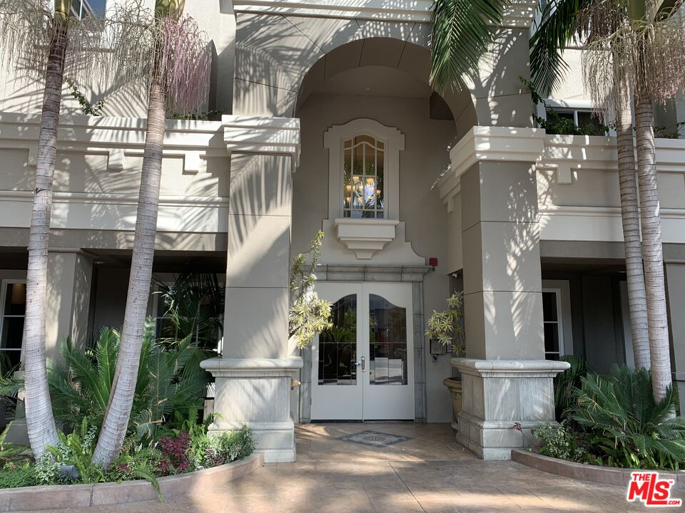 4060 Glencoe Ave Unit: 312