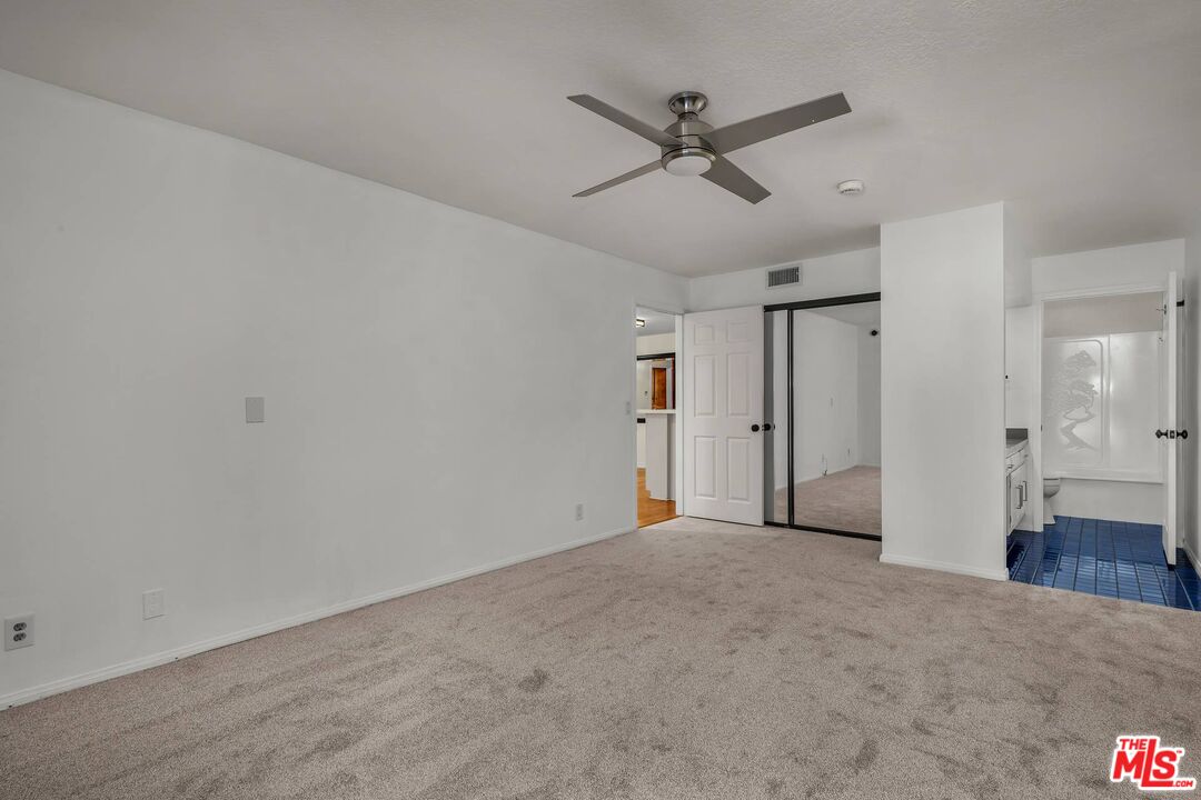 8601 Falmouth Ave Unit: 215