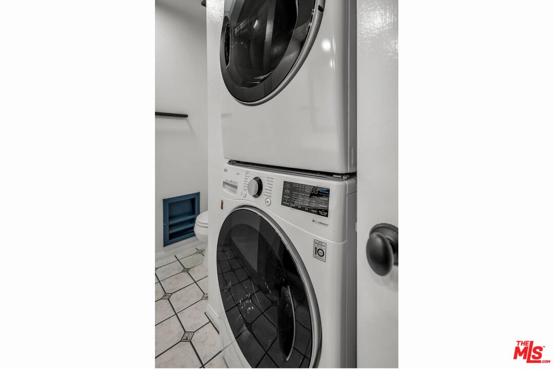 8601 Falmouth Ave Unit: 215