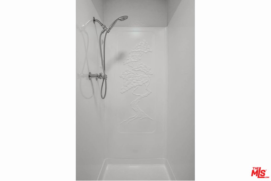 8601 Falmouth Ave Unit: 215