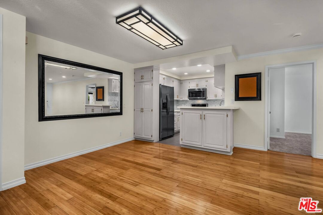 8601 Falmouth Ave Unit: 215