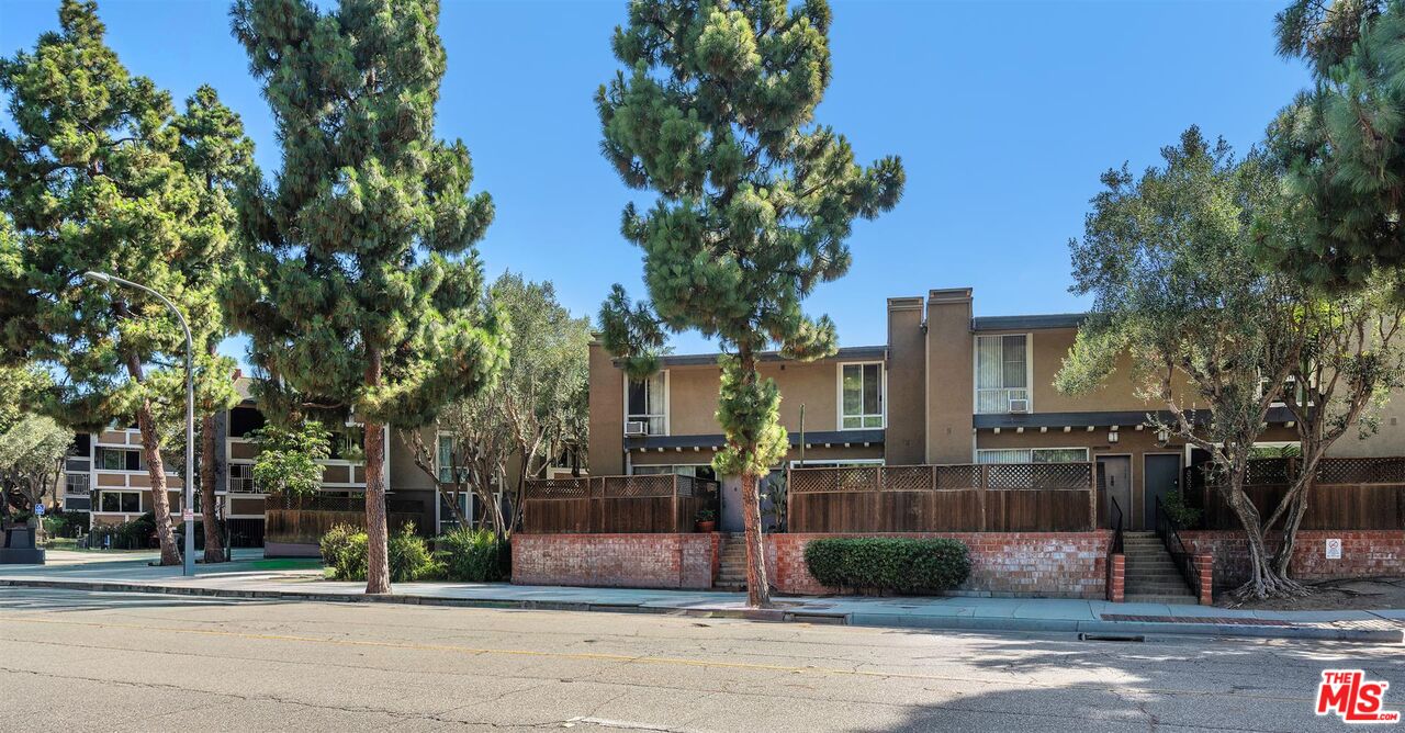 6305 Green Valley Cir Unit: 213