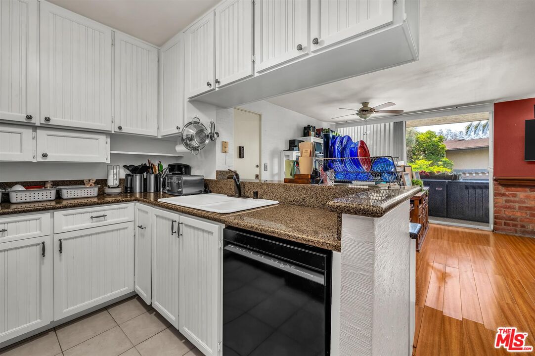 6305 Green Valley Cir Unit: 213