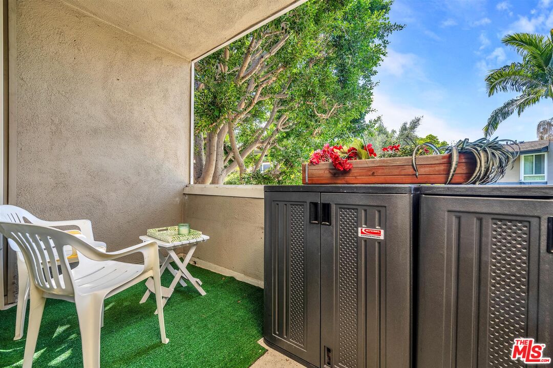 6305 Green Valley Cir Unit: 213