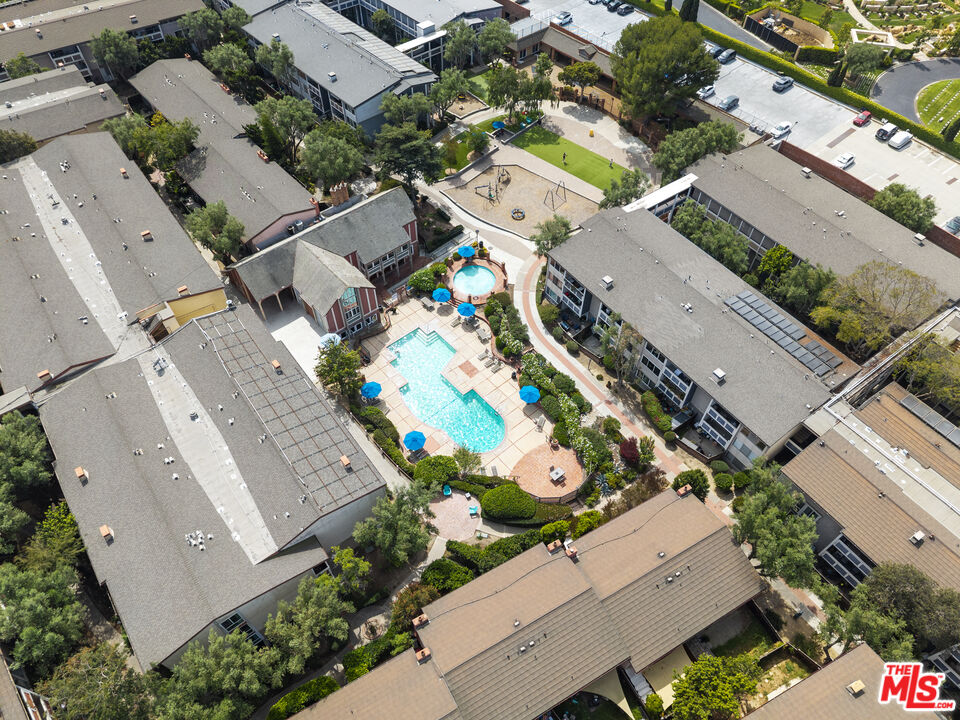 6305 Green Valley Cir Unit: 213