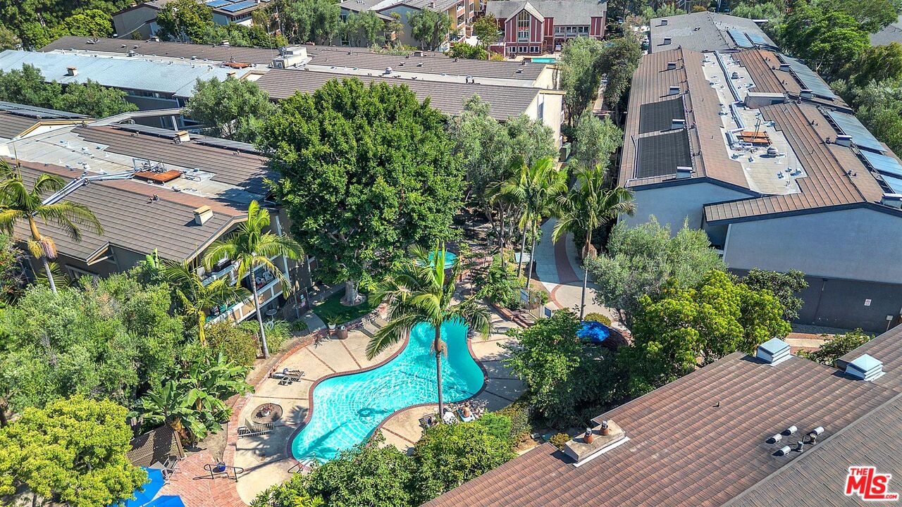 6305 Green Valley Cir Unit: 213