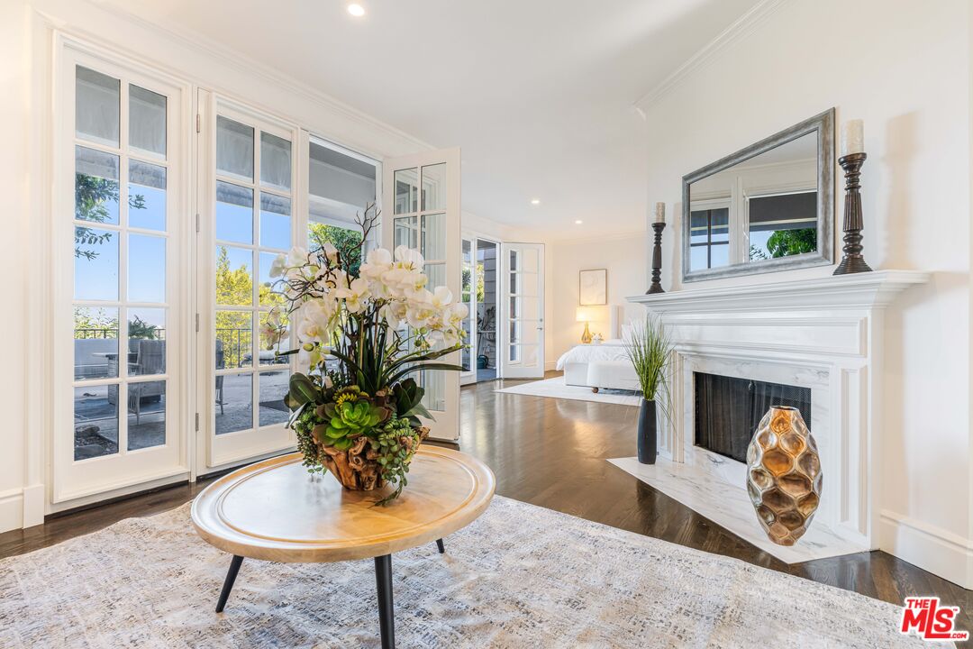 2204 The Terrace