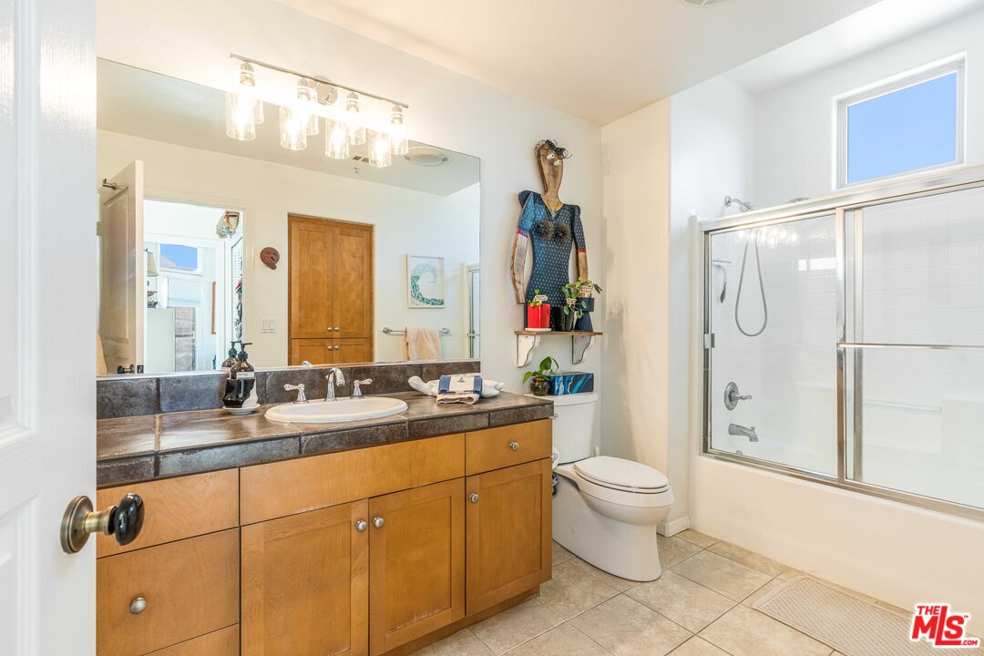 13044 Pacific Promenade Prome Unit: 424