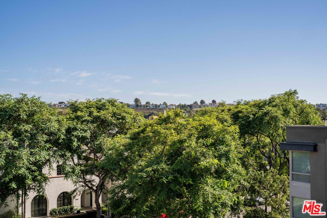 13044 Pacific Promenade Prome Unit: 424