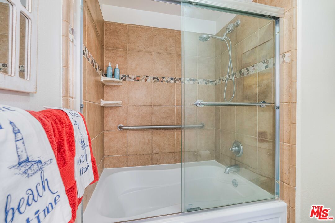 13044 Pacific Promenade Prome Unit: 424