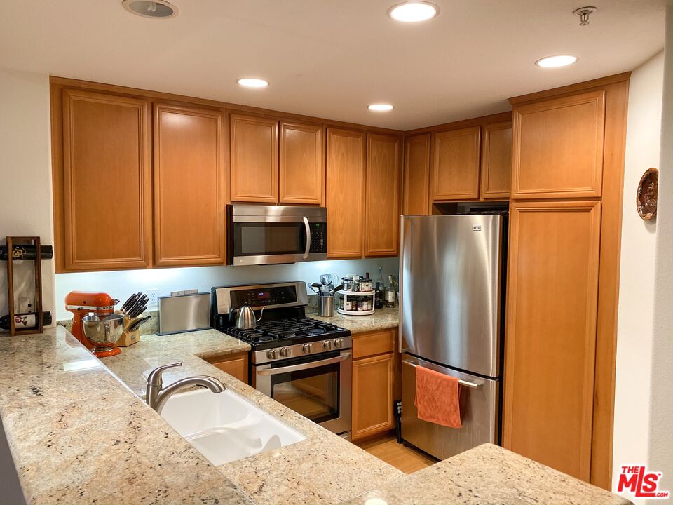 12963 Runway Rd Unit: 314