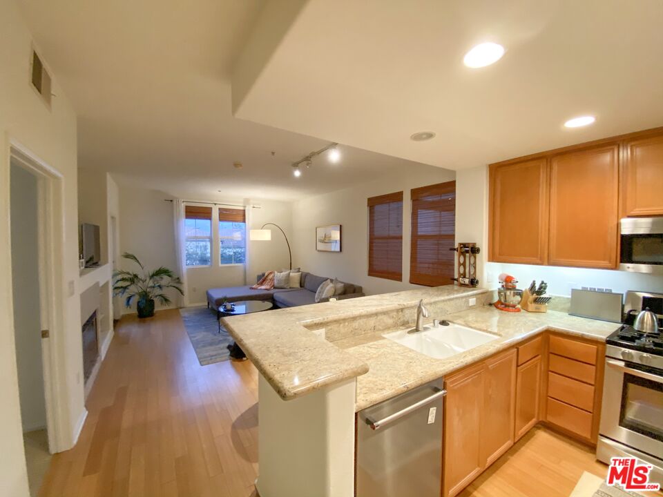 12963 Runway Rd Unit: 314