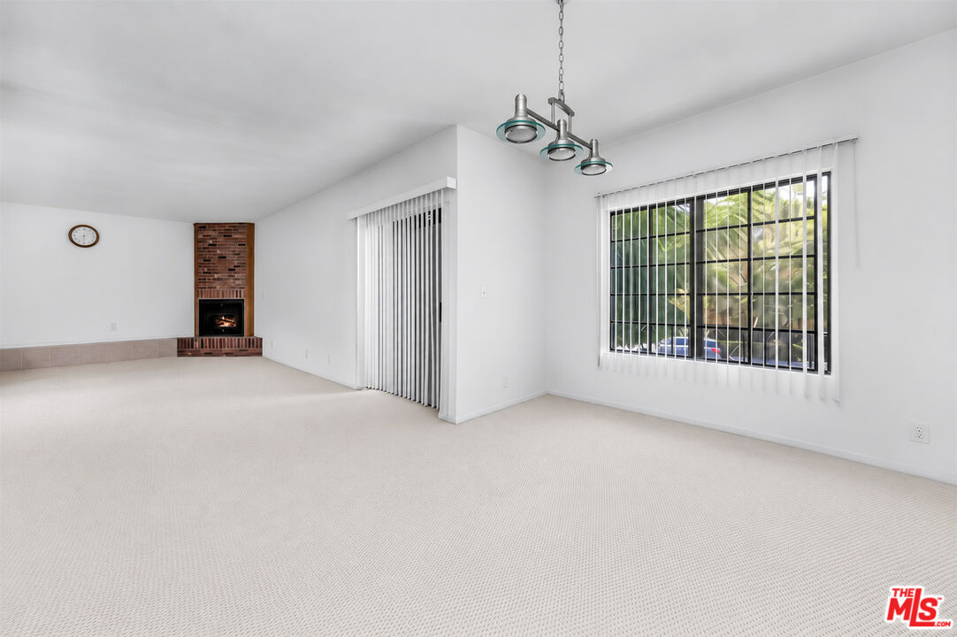 3618 Keystone Ave Unit: 1