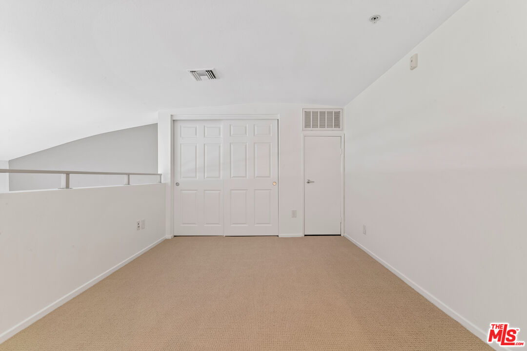 13200 Pacific Promenade Unit: 438