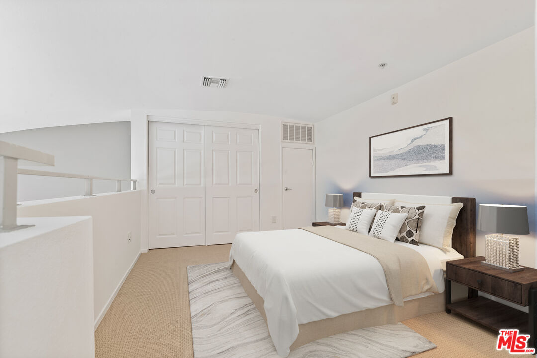 13200 Pacific Promenade Unit: 438
