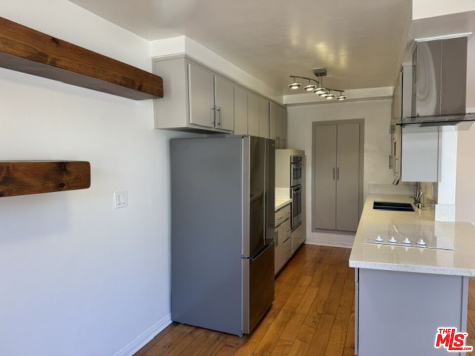 8710 Delgany Ave Unit: 23