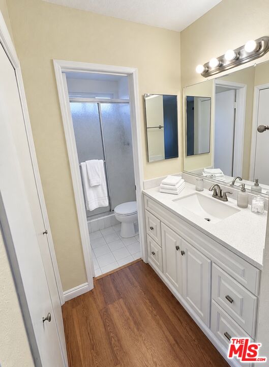 3845 Westwood Blvd Unit: 2