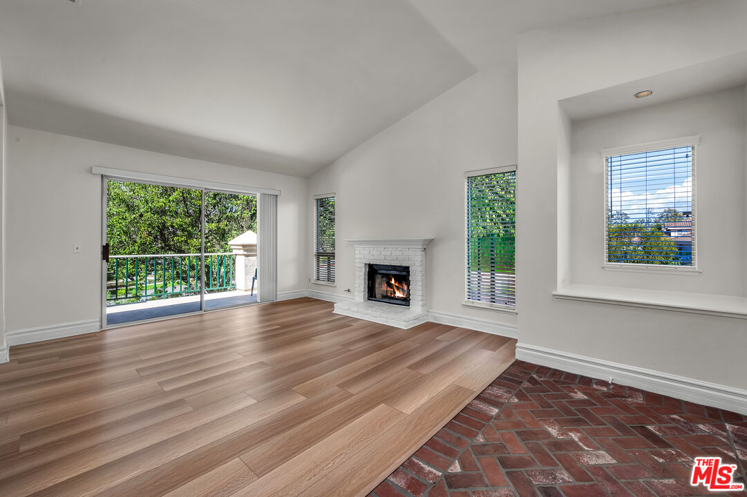 455 Kennerick Ln