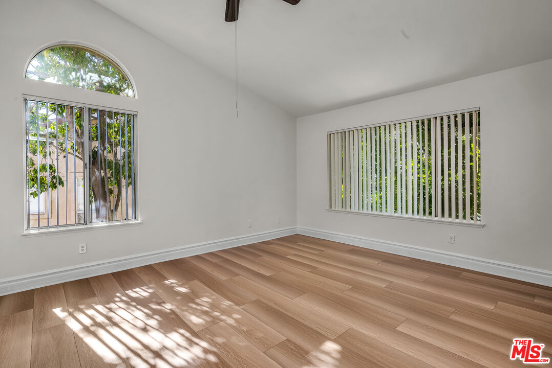 455 Kennerick Ln